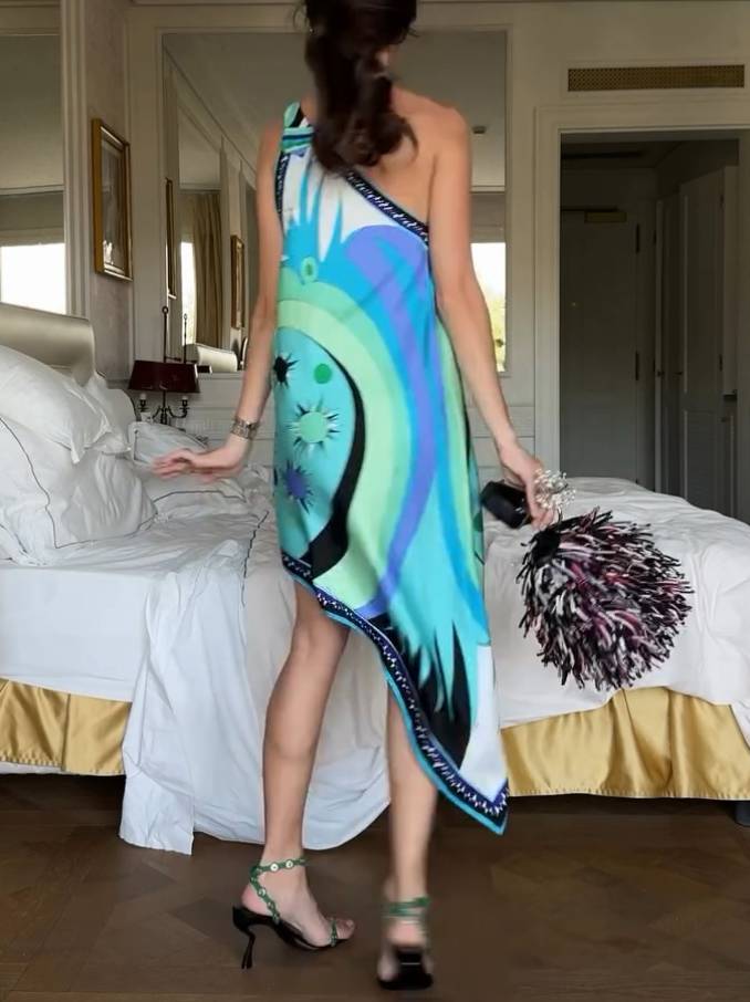 One-shoulder Irregular Print Dress
