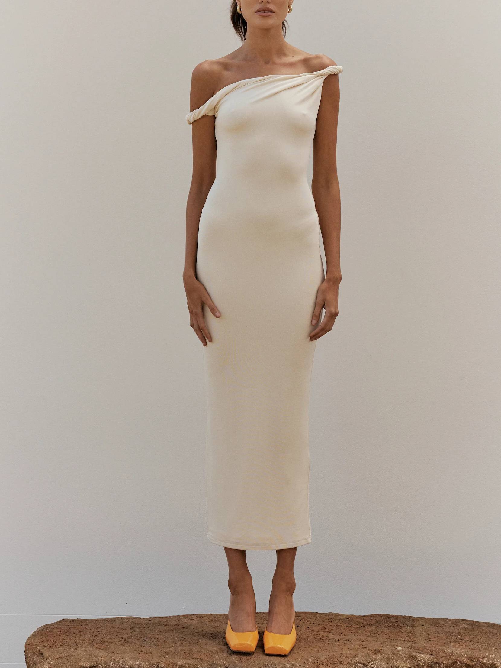 Off-shoulder Twist Slim Fit Midi Dress