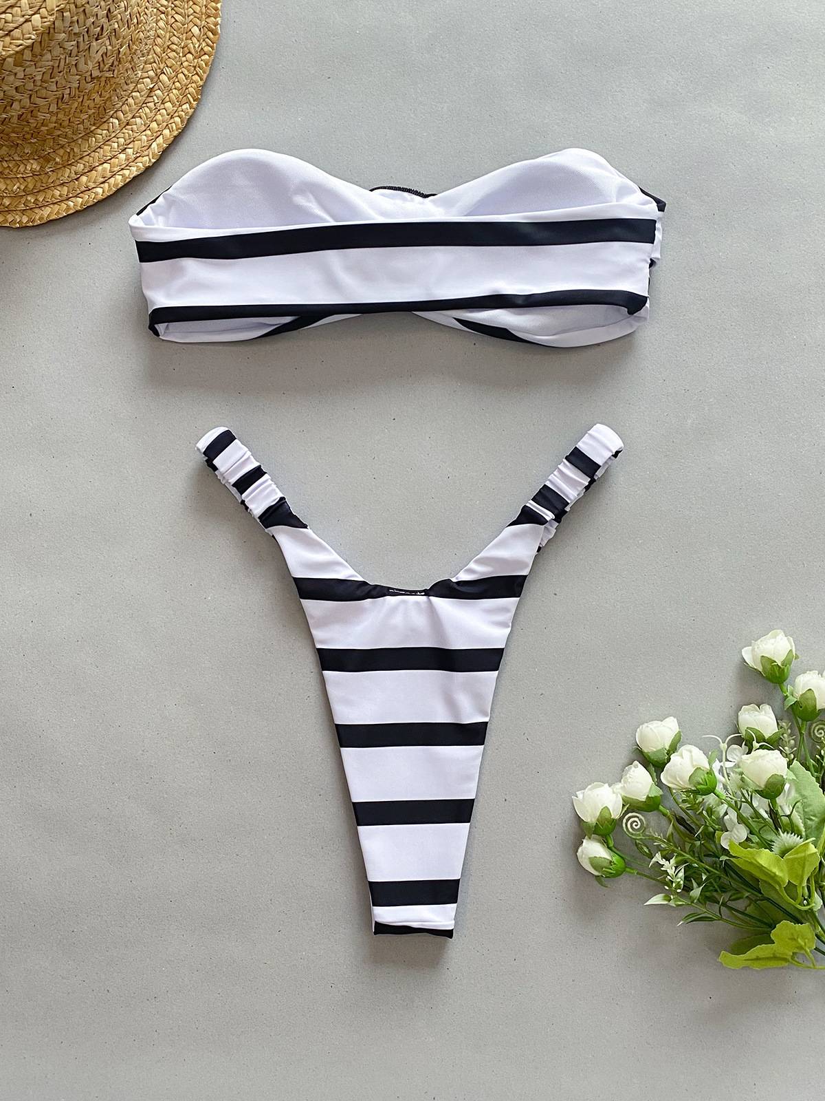Three-Dimensional Flower Striped Bikini Two-Piece Set