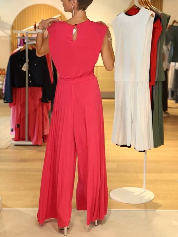 Sleeveless T-shirt And Wide Leg Pants Suit