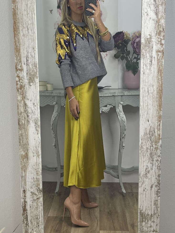 Elegant Sequined Colorful Crewneck Sweater