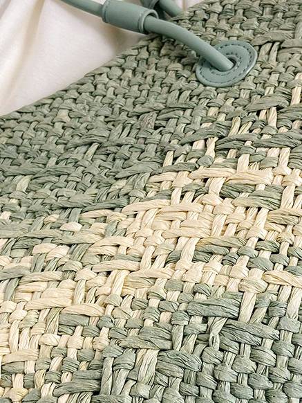 Gradient Colorful Hand-woven Beach Straw Bag