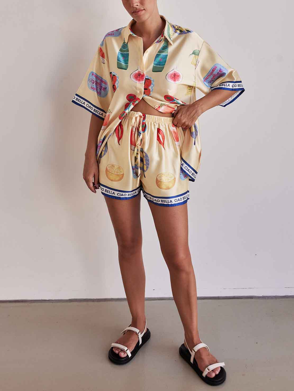 Unique Print Casual Lapel Cardigan Shorts Set