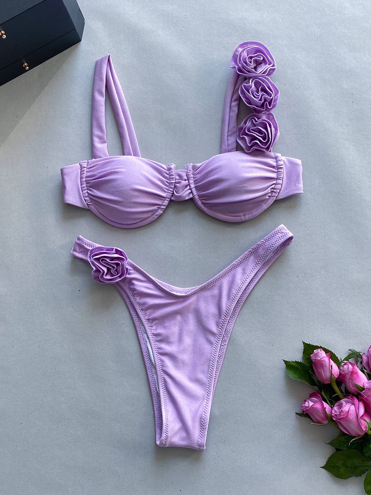Three-dimensional Flower Bikini Two-piece Swimsuit