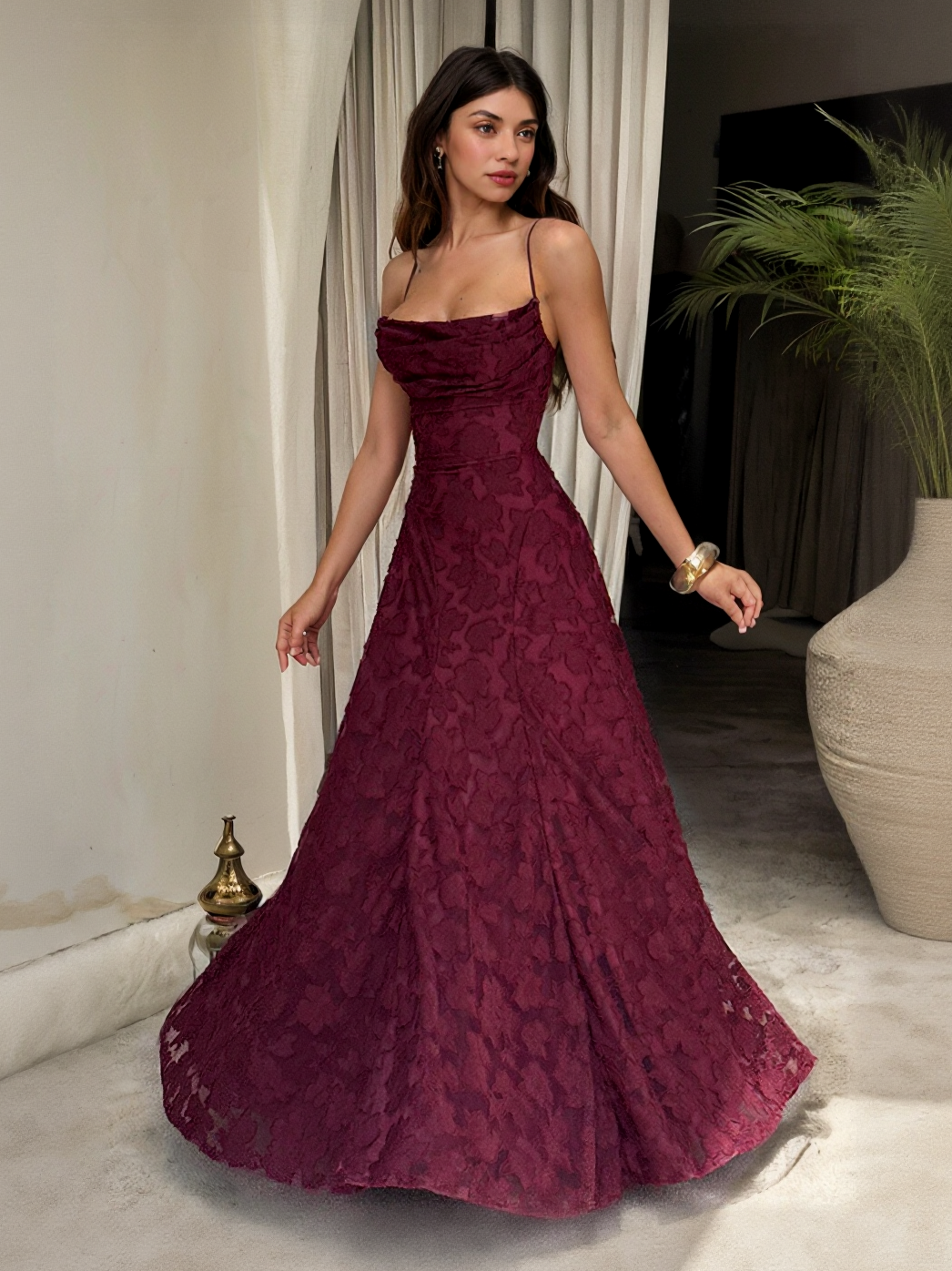 Elegant Floral Lace Spaghetti Strap Maxi Dress