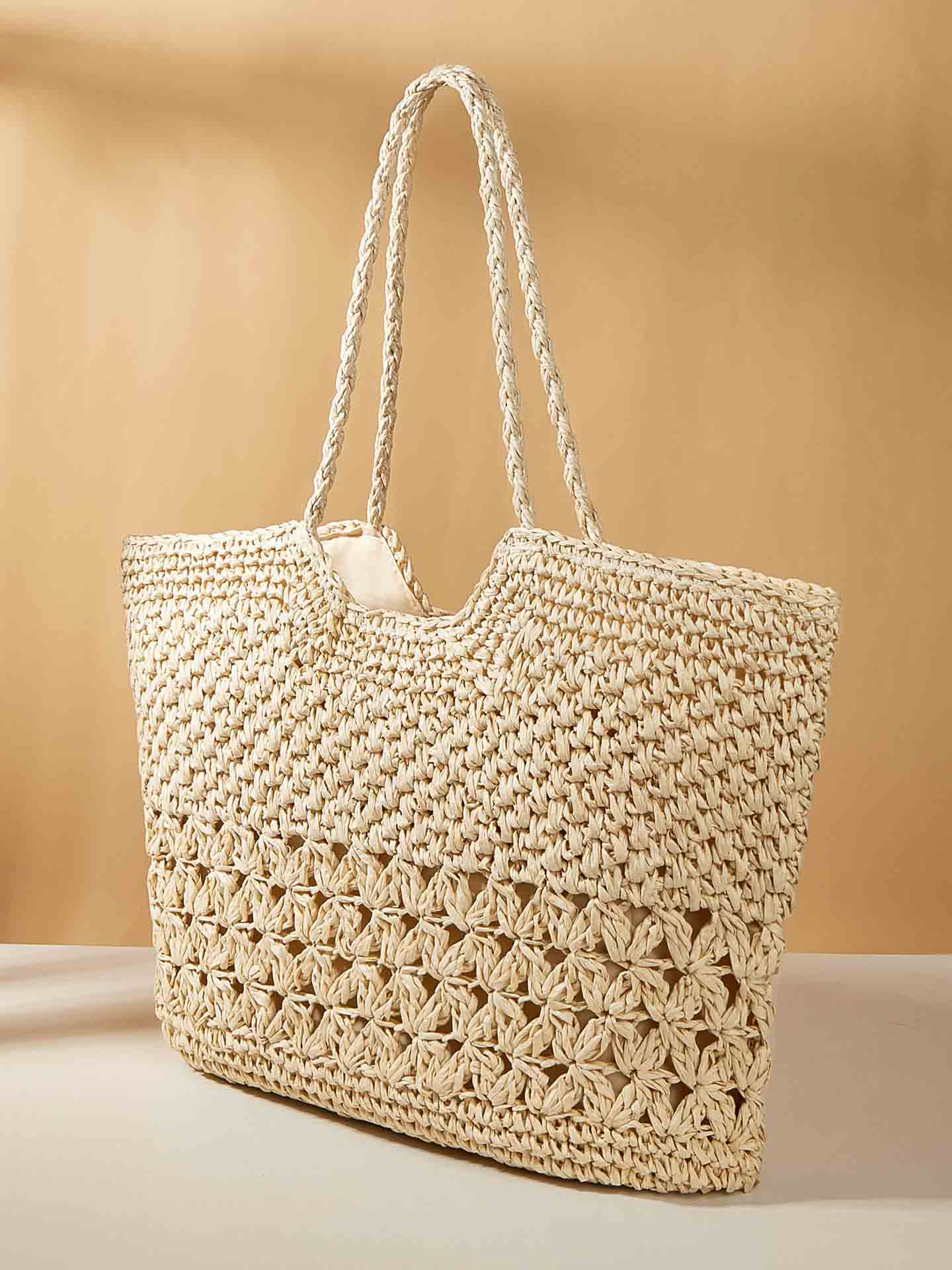 Beach Hollow Woven Straw Handbag