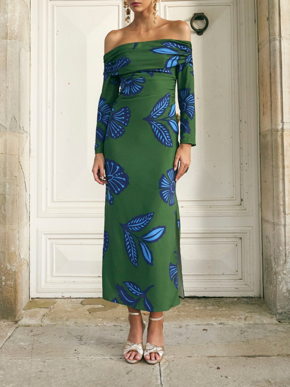 Bardot Neckline Long Sleeves Maxi Dress