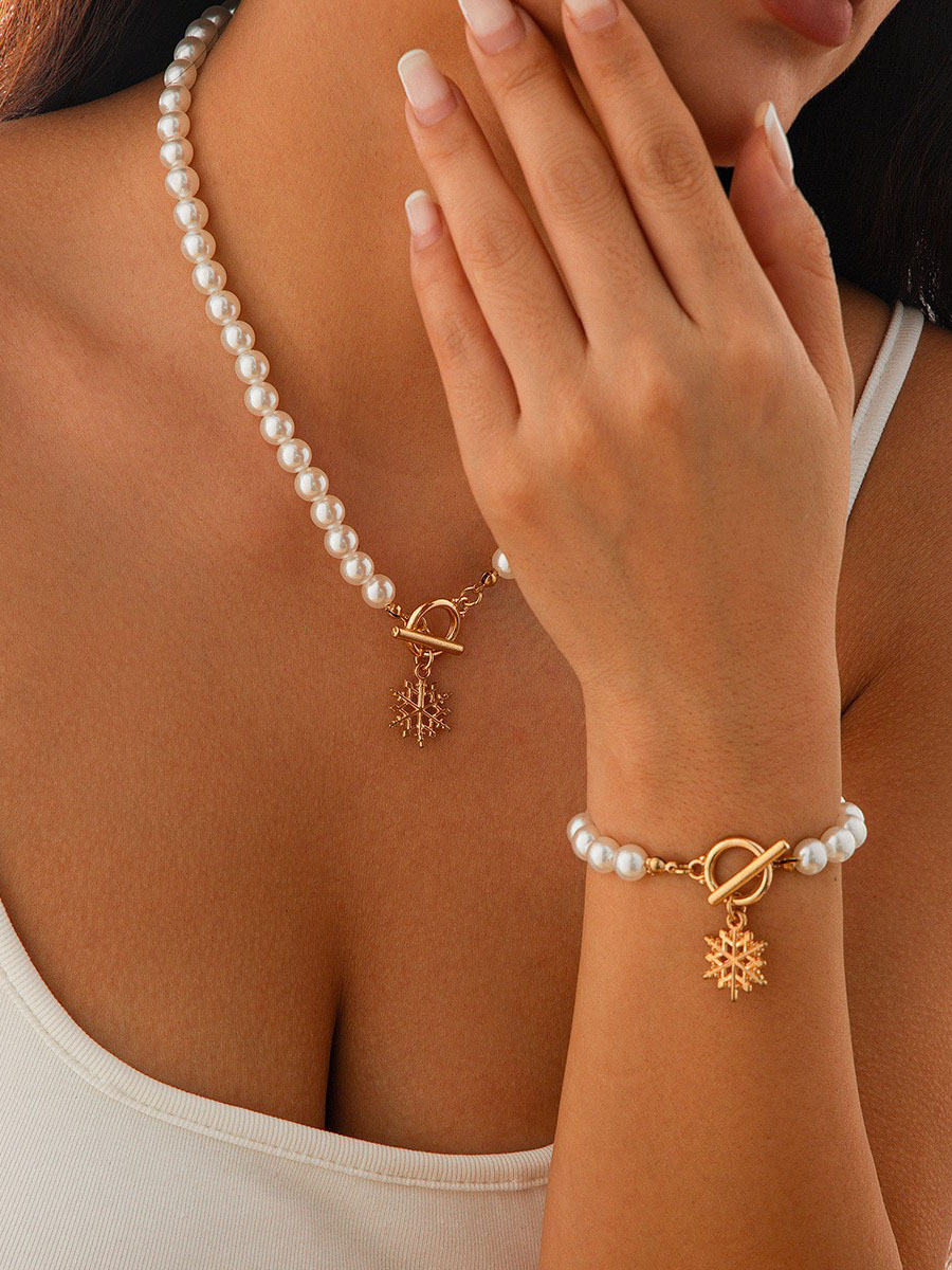 Christmas Snowflake Pearl Holiday Gift Necklace Set
