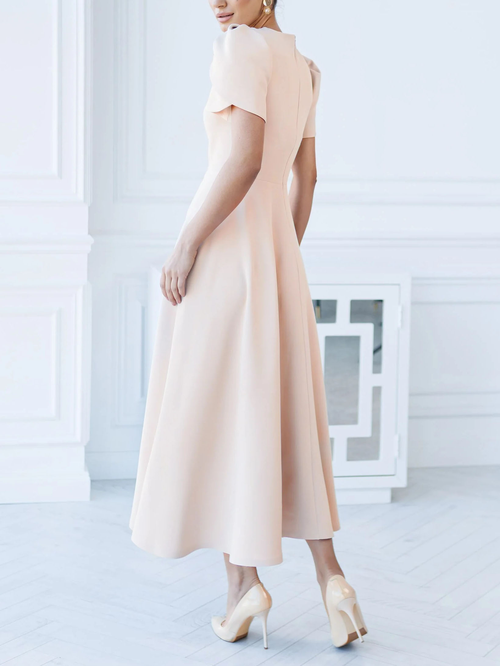 Elegant High-neck Bud Sleeve Midi Dress