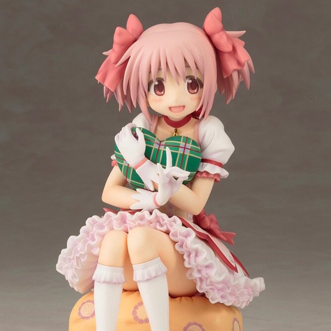 壽屋 劇場版 魔法少女小圓 鹿目圓 1/8 雕像
