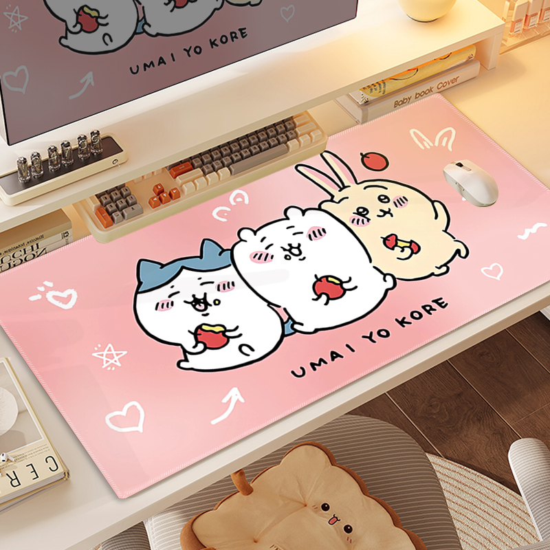 Chiikawa 主題桌墊 布質滑鼠墊