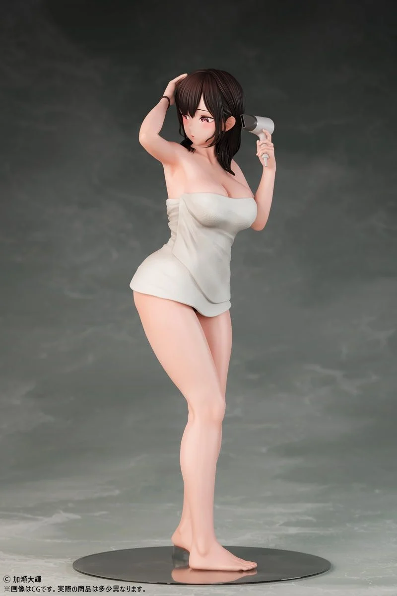 Insight 肉感少女 吹頭髮的JK