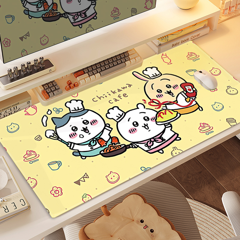 Chiikawa 主題桌墊 布質滑鼠墊