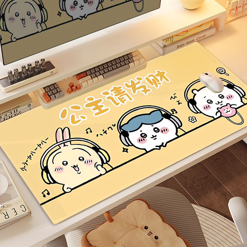 Chiikawa 主題桌墊 布質滑鼠墊