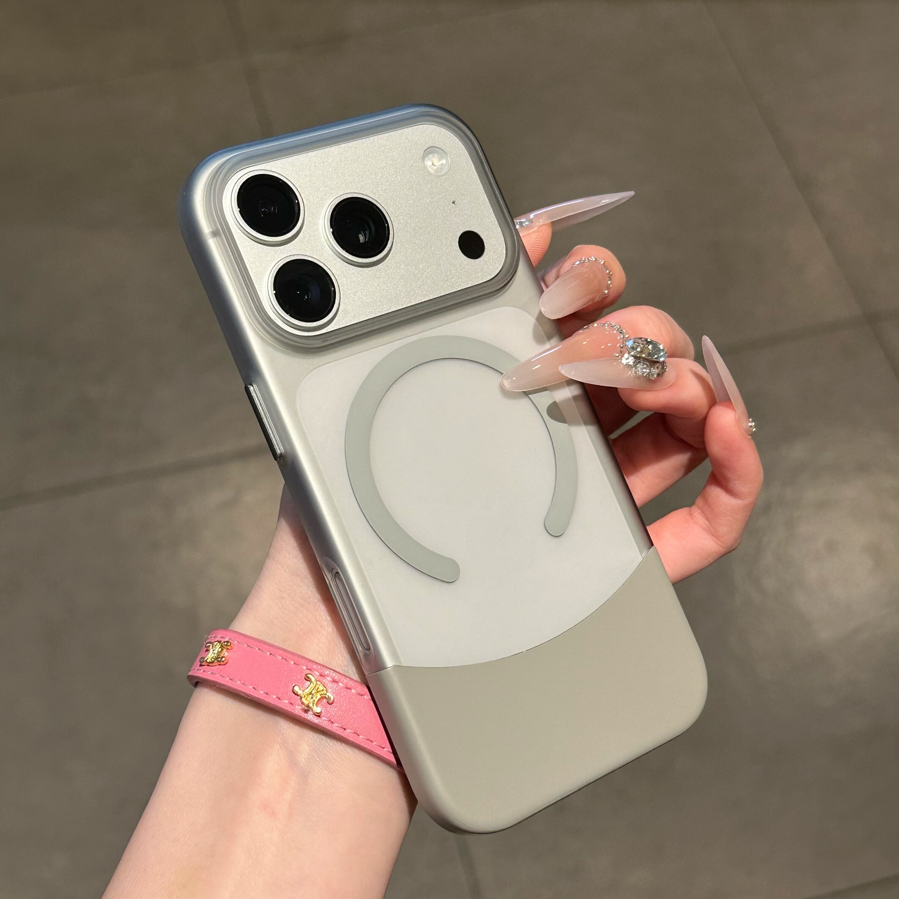 IPhone系列 高級感磨砂膚感上下拼接Magsafe磁吸手機殼
