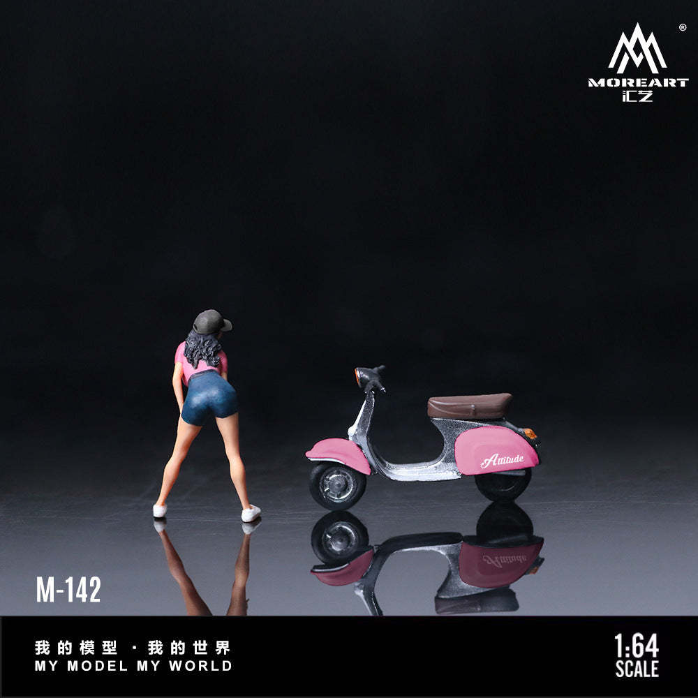 MoreArt1:64  粉色踏板車摩托人偶仿真樹脂模型-GOODTOYSTUDIO