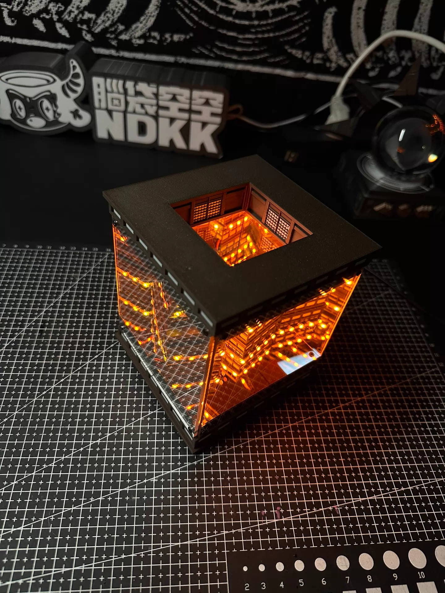 鬼滅之刃無限城桌面擺飾夜燈（拍下後10天內出貨）