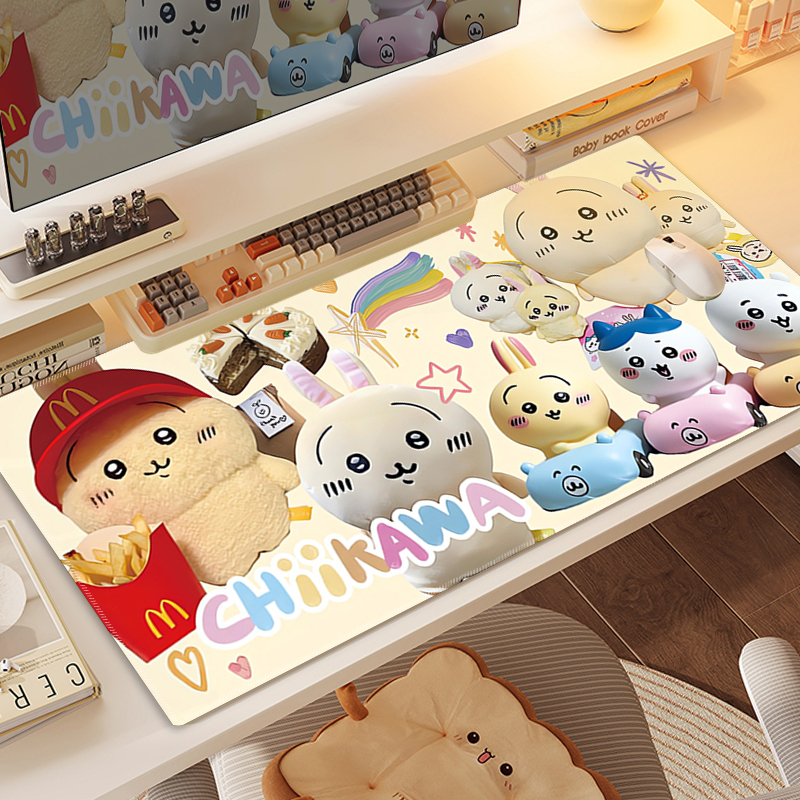 Chiikawa 主題桌墊 布質滑鼠墊