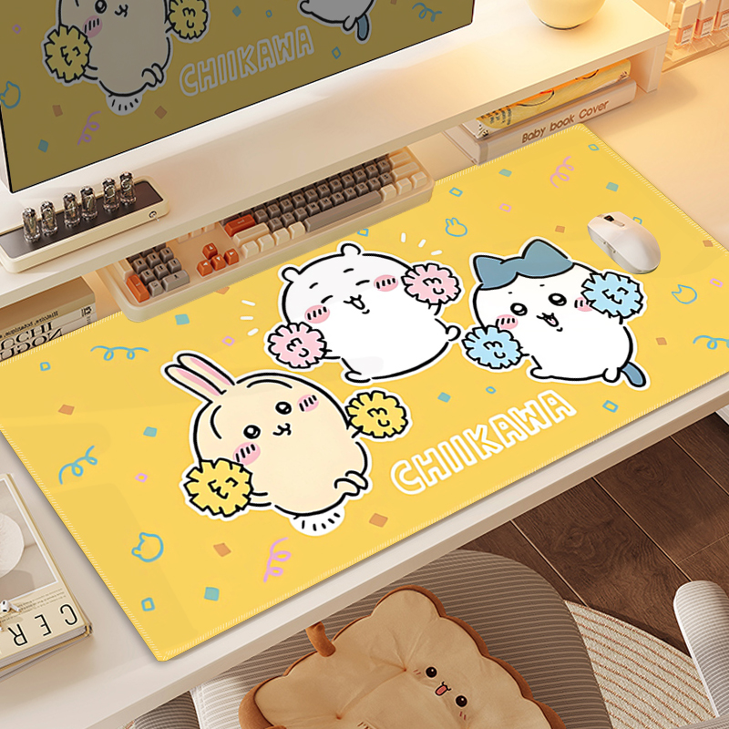 Chiikawa 主題桌墊 布質滑鼠墊