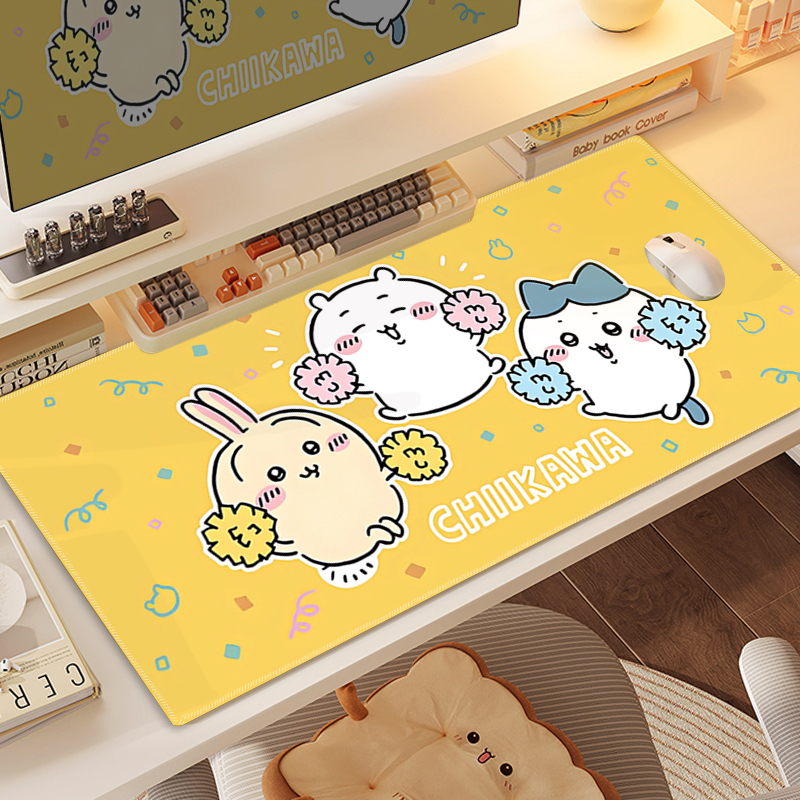 Chiikawa 主題桌墊 布質滑鼠墊