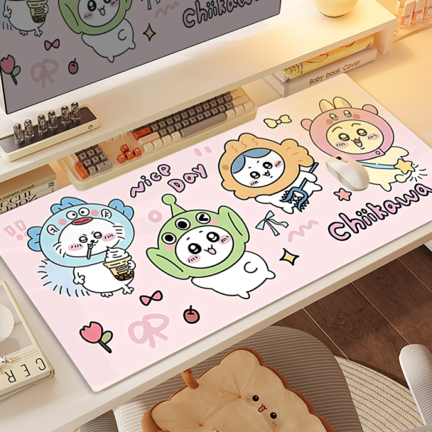 Chiikawa 主題桌墊 布質滑鼠墊