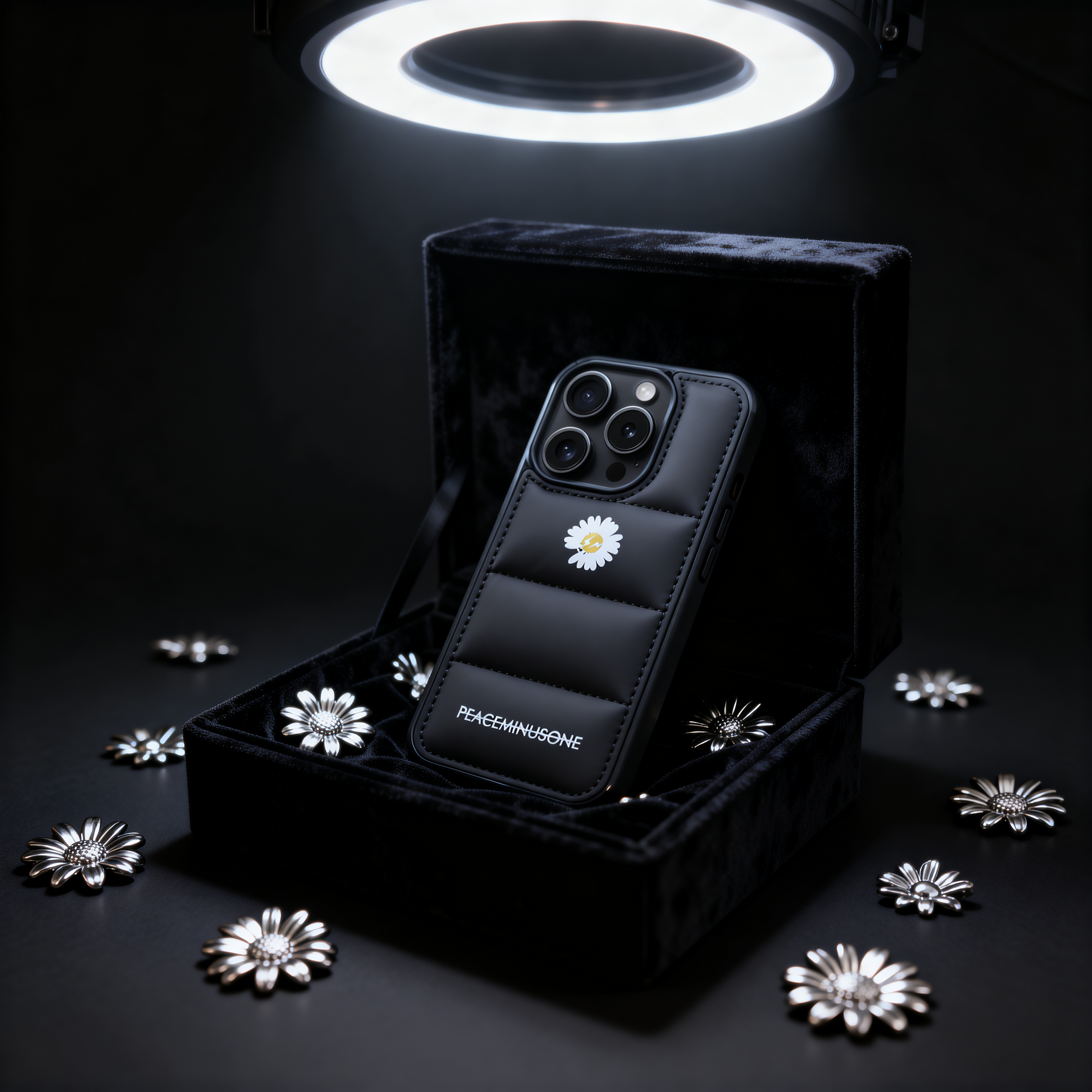 潮牌權志龍雛菊羽絨服手機殼