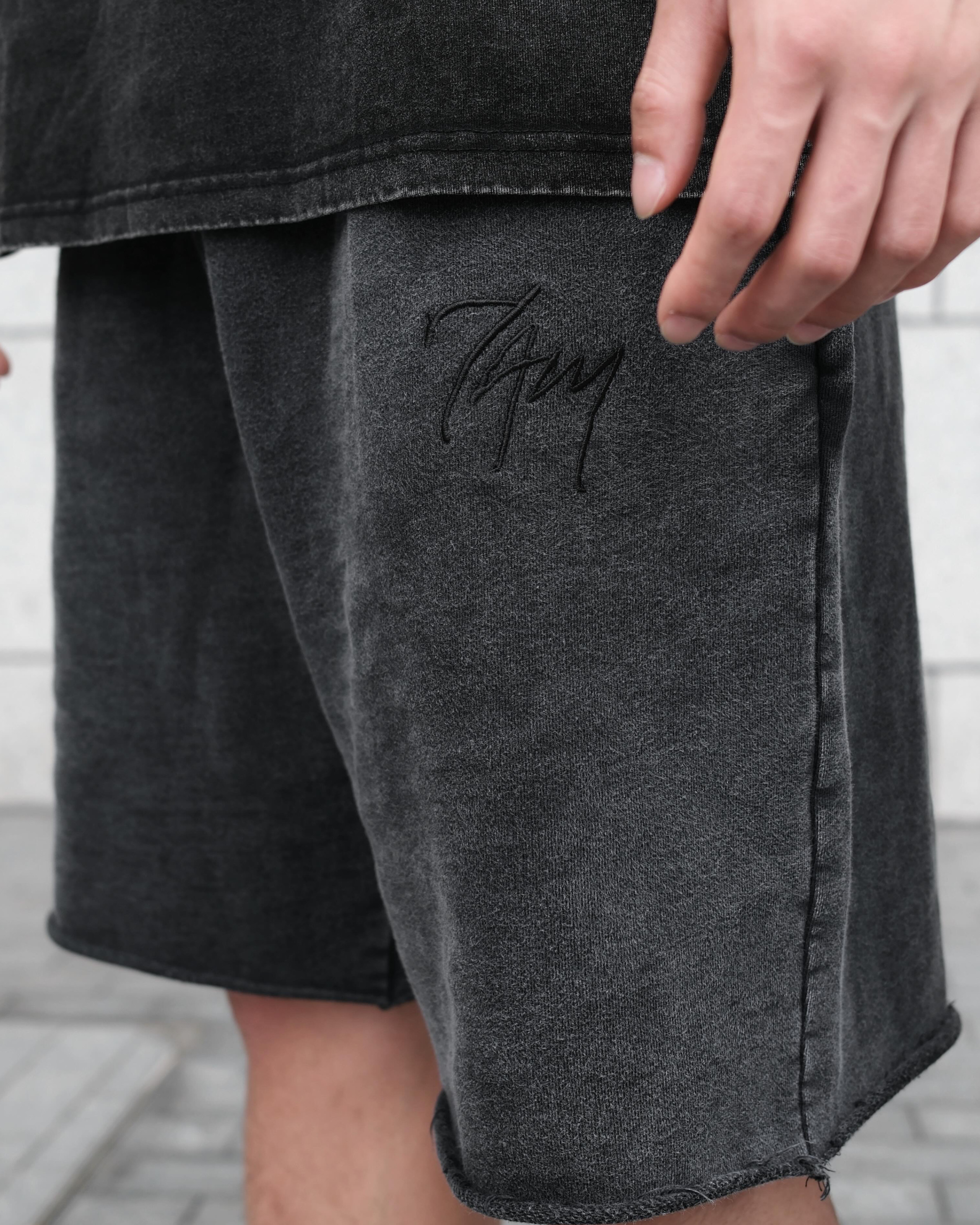 Vintage Logo Black | Oversized T