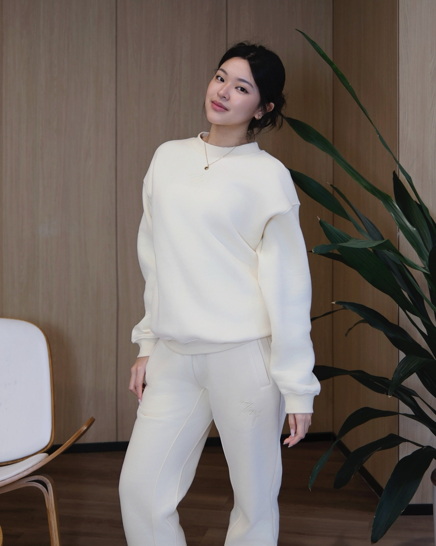Cream Veloute | Sweatshirts