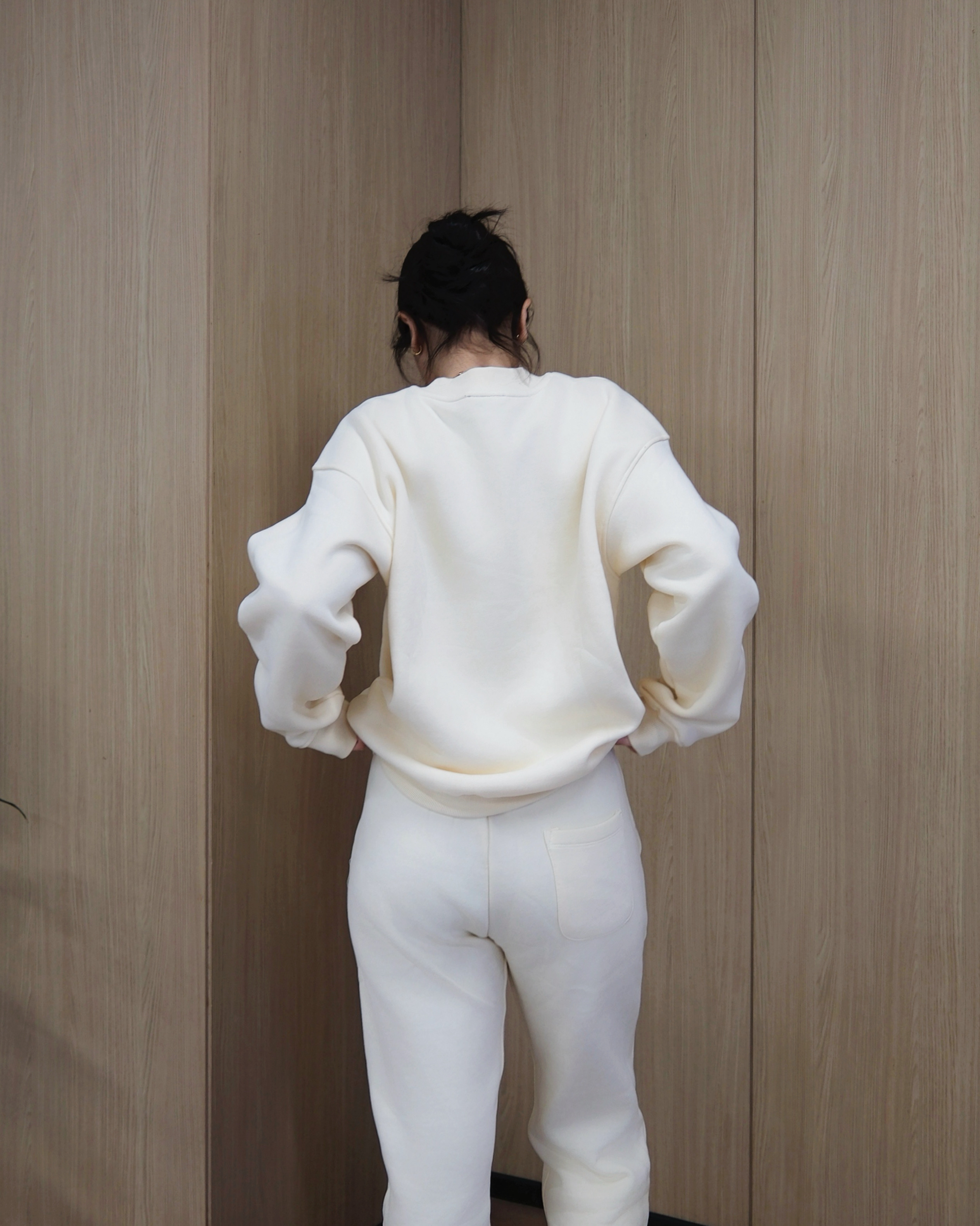 Cream Veloute | Sweatshirts