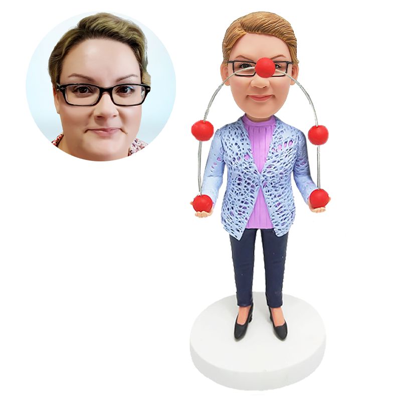 personalised bobble head female juggler throwing balls