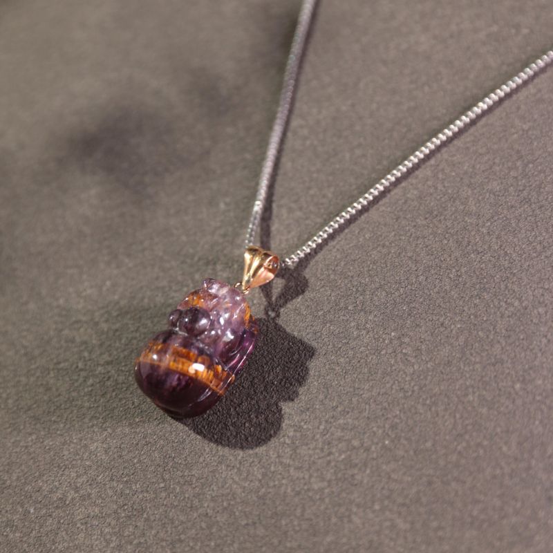 18K Aurora Purple Titanium Quartz Pixiu Pendant
