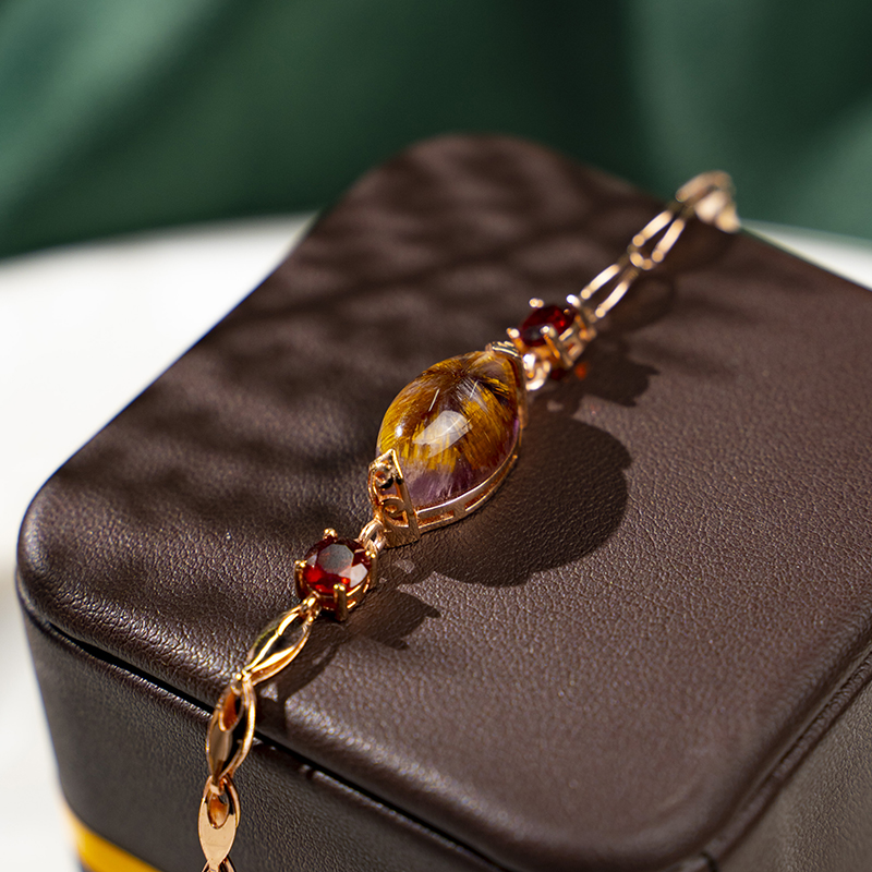 Aurora oval inlaid bracelet