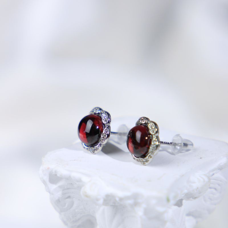 7A Grade Rhodolite Garnet Earrings with Sunflower Setting