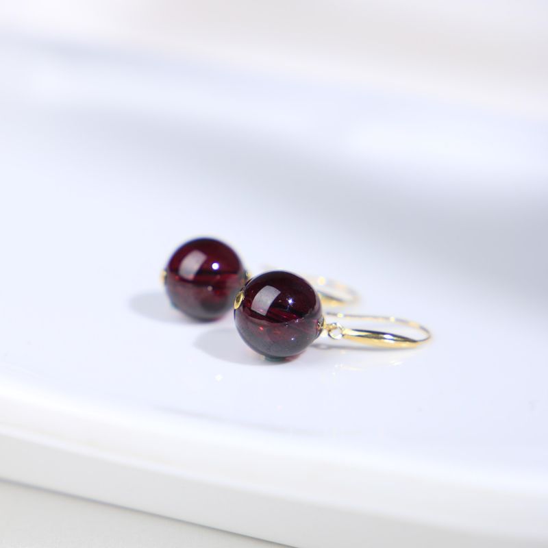 18K Gold Garnet Drop Earrings