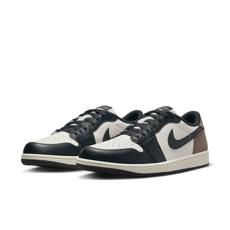 Air Jordan 1 Retro Low OG "Mocha"