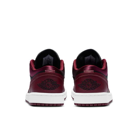Air Jordan 1 Low SE "Dark Beetroot"