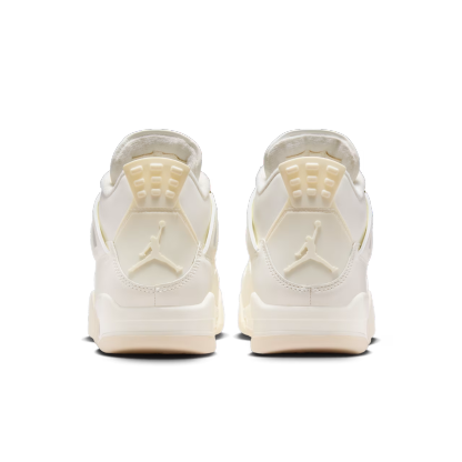 Air Jordan 4 Retro "Metallic Gold"