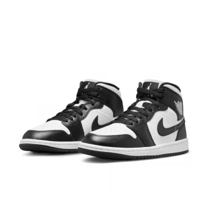 Air Jordan 1 Mid "Panda"