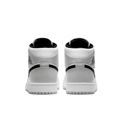 Air Jordan 1 Mid "Smoke Grey"