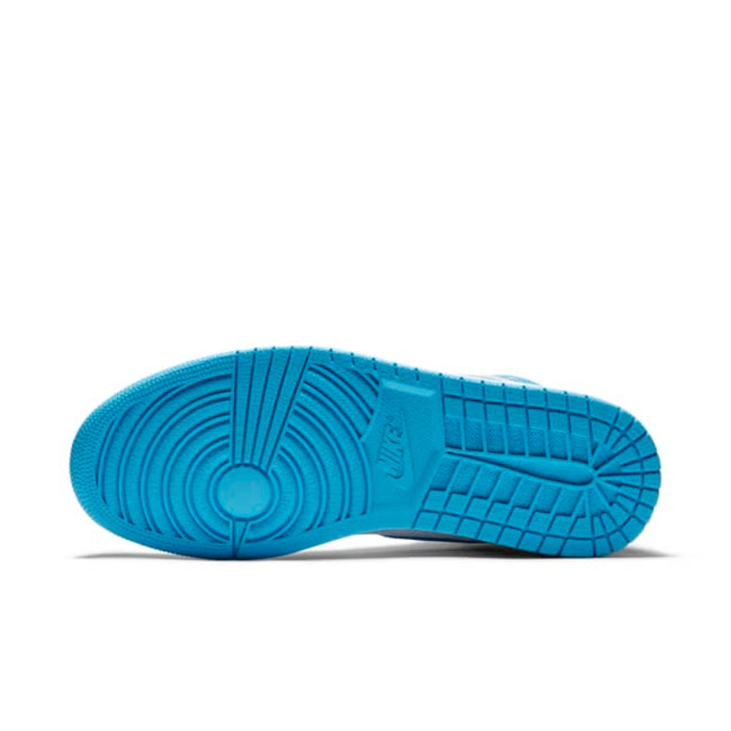 Air Jordan 1 Retro High OG "UNC"