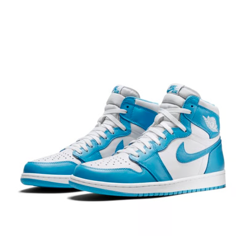 Air Jordan 1 Retro High OG "UNC"