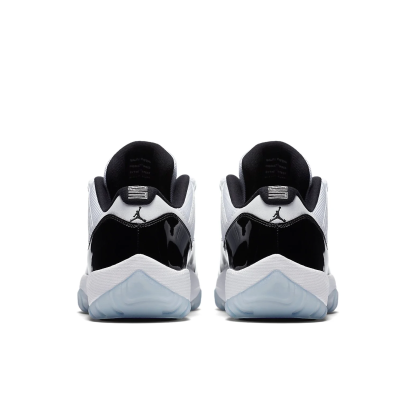Air Jordan 11 Retro Low "Concord"