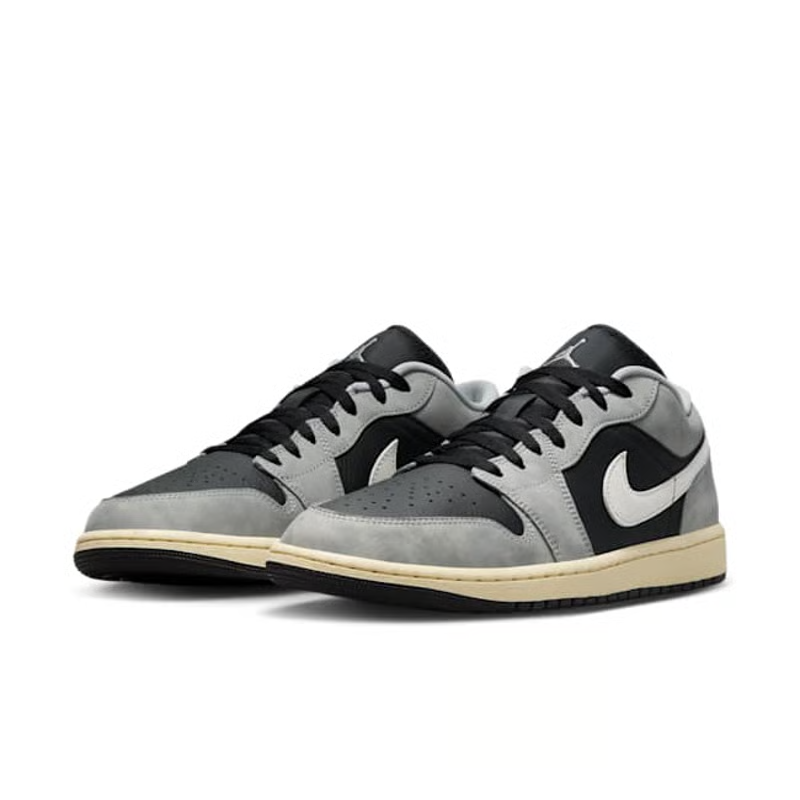 Air Jordan 1 Low SE "Light Smoke Grey & Off Noir"