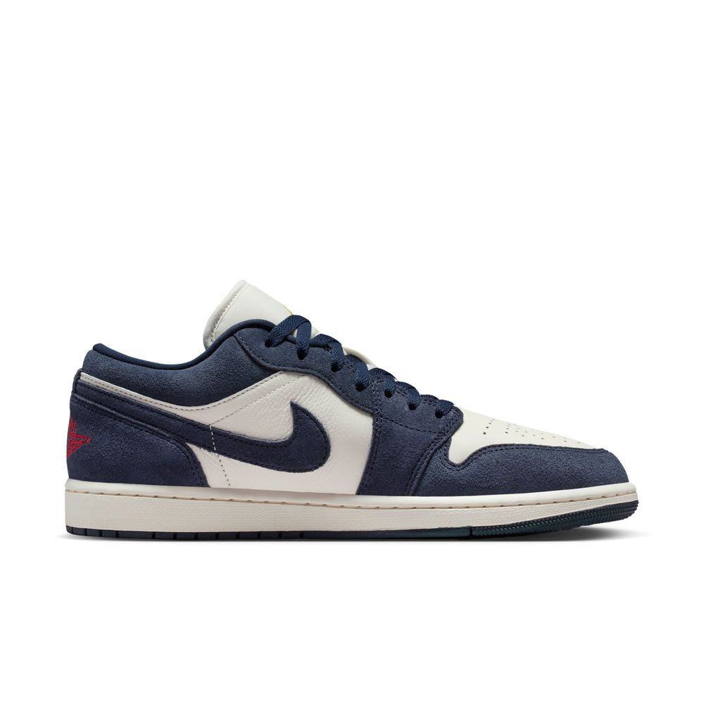 Air Jordan 1 Low SE "Obsidian"