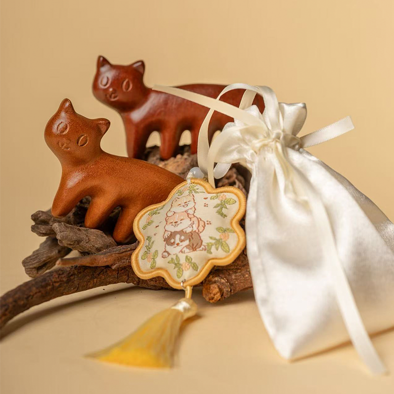 小陽幫幫｜原創｜寵物貓貓造型彈幕實木經絡按摩梳