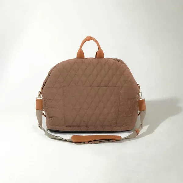 세련된 반려동물용 소프트 캐리어 