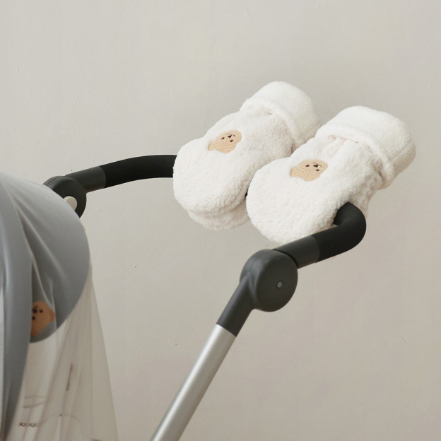 ［신상 출시］겨울 외출 준비! 반려동물 유모차용 곰 자수 핸드머프