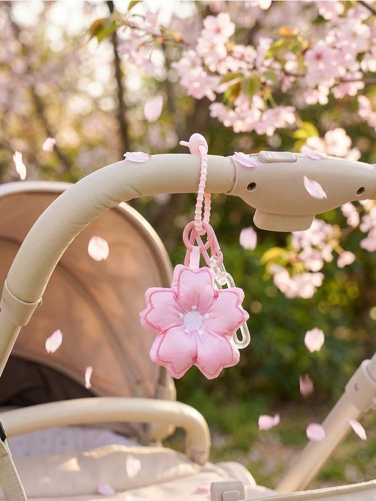  PETTENA 봄맞이 산책 필수템! 강아지 유모차 벚꽃 참 장식