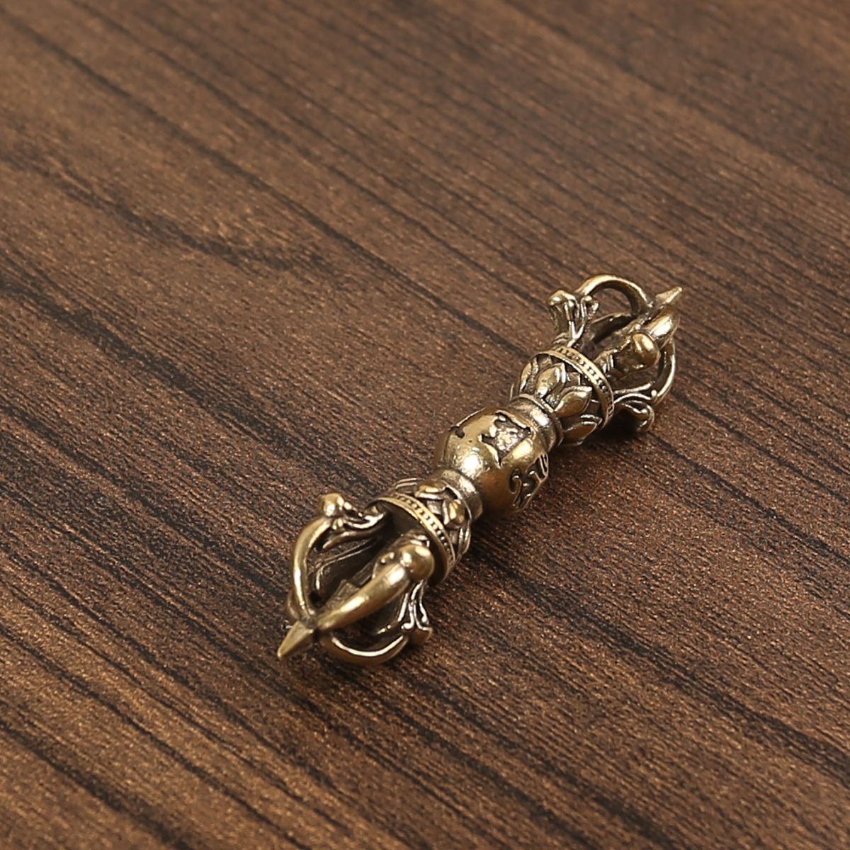 Six-character Mantra Vajra Pestle Tibetan Buddhist Ritual Implement Pendant Modern Casting Craft Brass Six-character Vajra Pestle Pendant