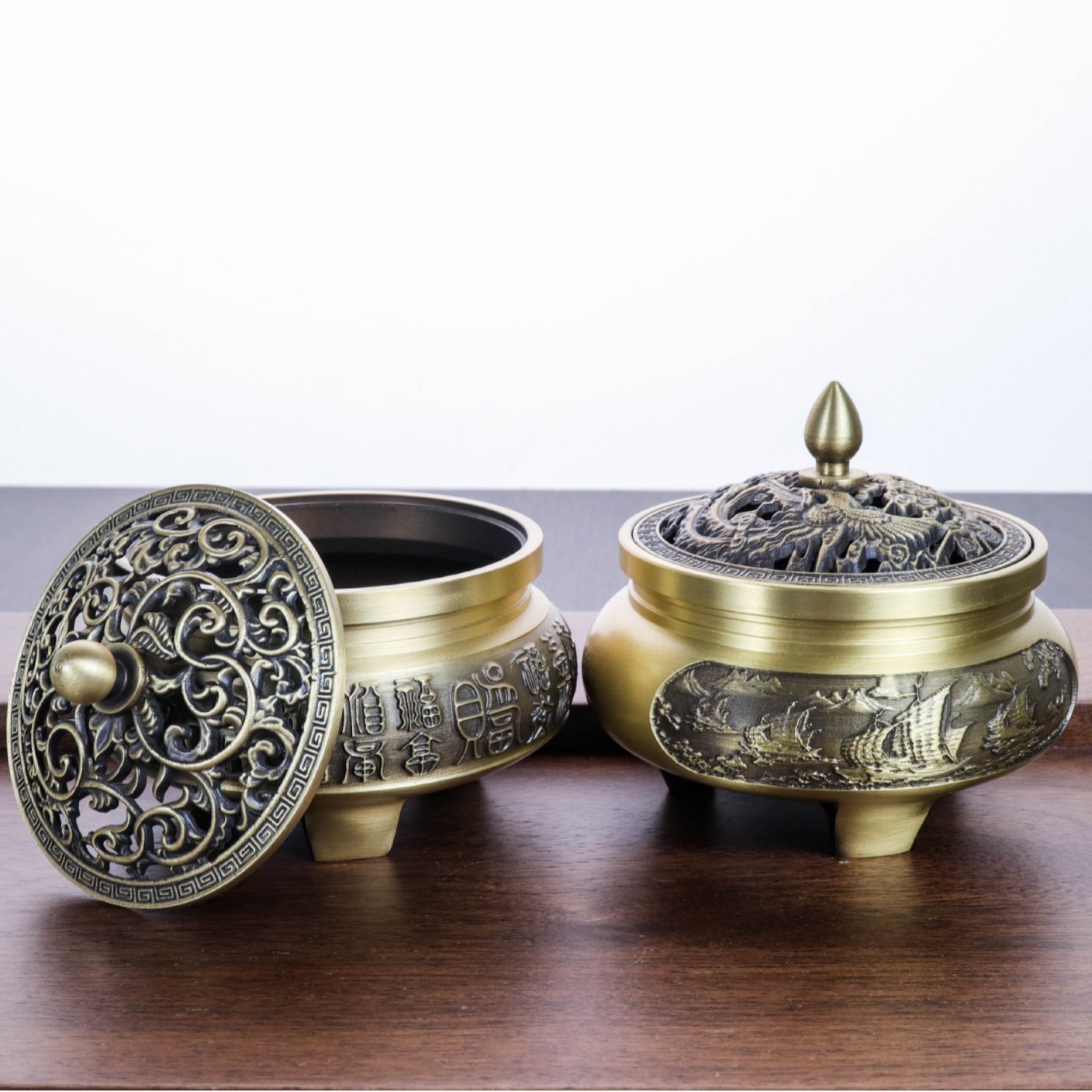 Vintage brass carved three-legged small incense burner, tea table agarwood sandalwood